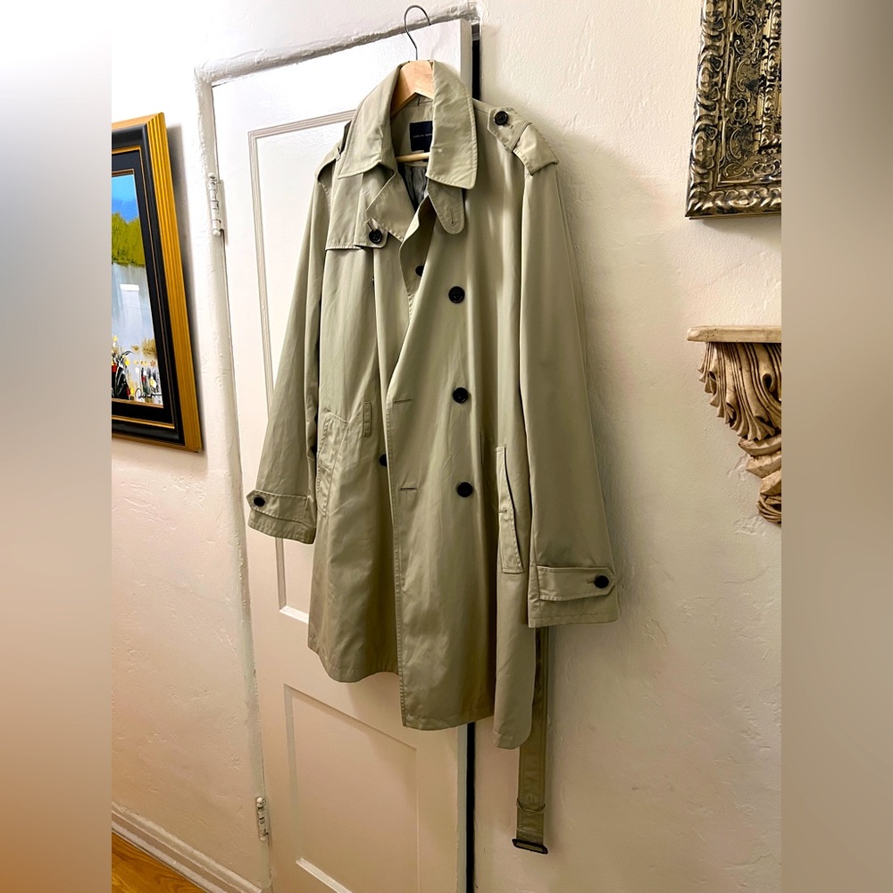 Banana Republic Long Rain Trenchcoat L